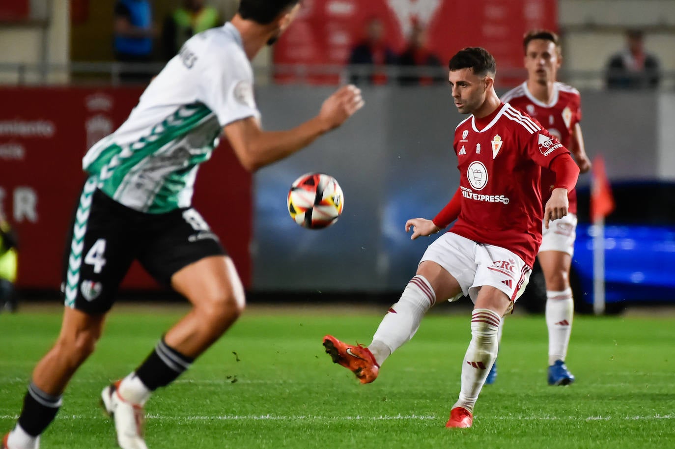 La derrota del Real Murcia frente al Antequera, en imágenes