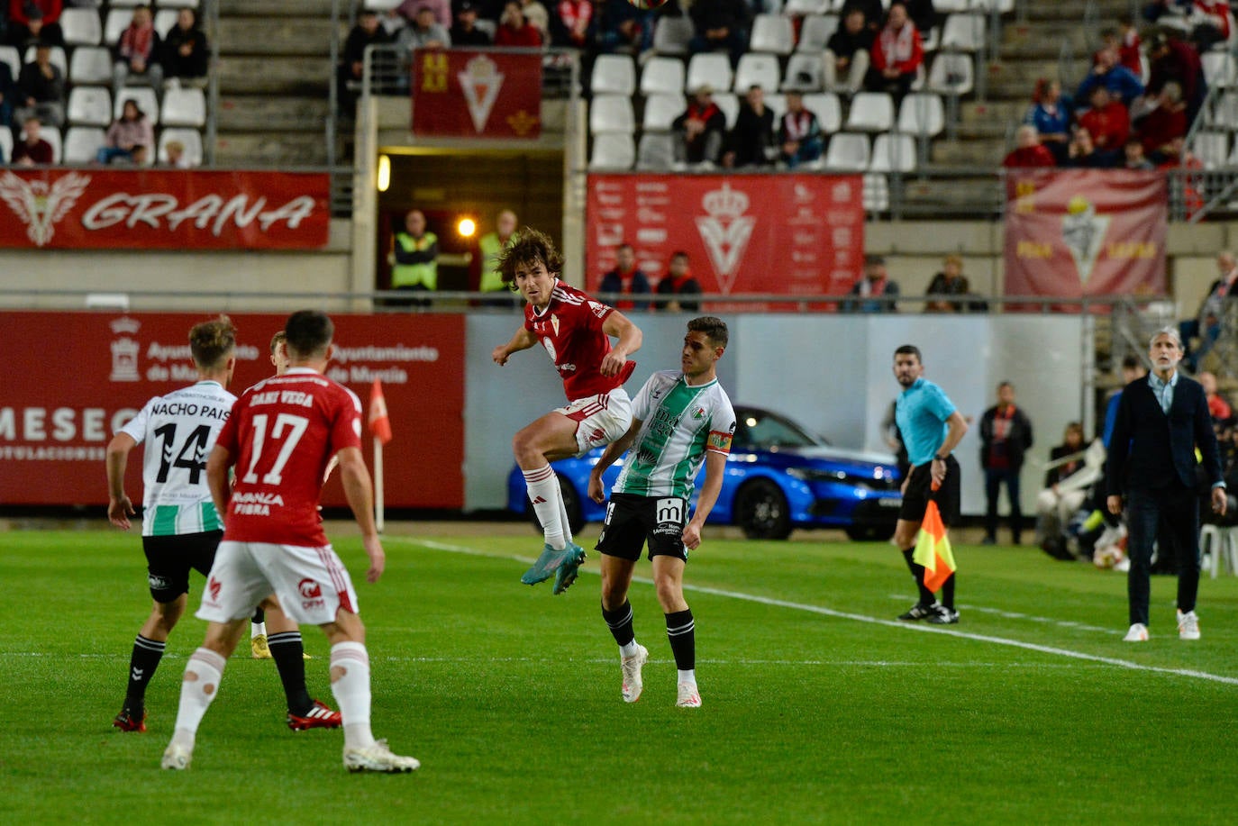 La derrota del Real Murcia frente al Antequera, en imágenes