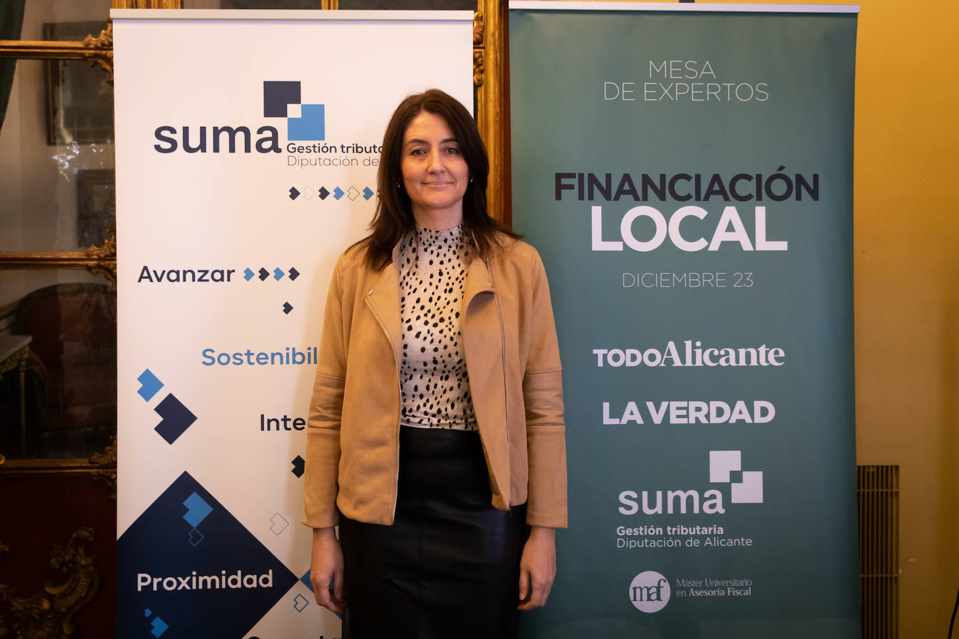 La mesa de expertos sobre financiación local en Orihuela, en imágenes