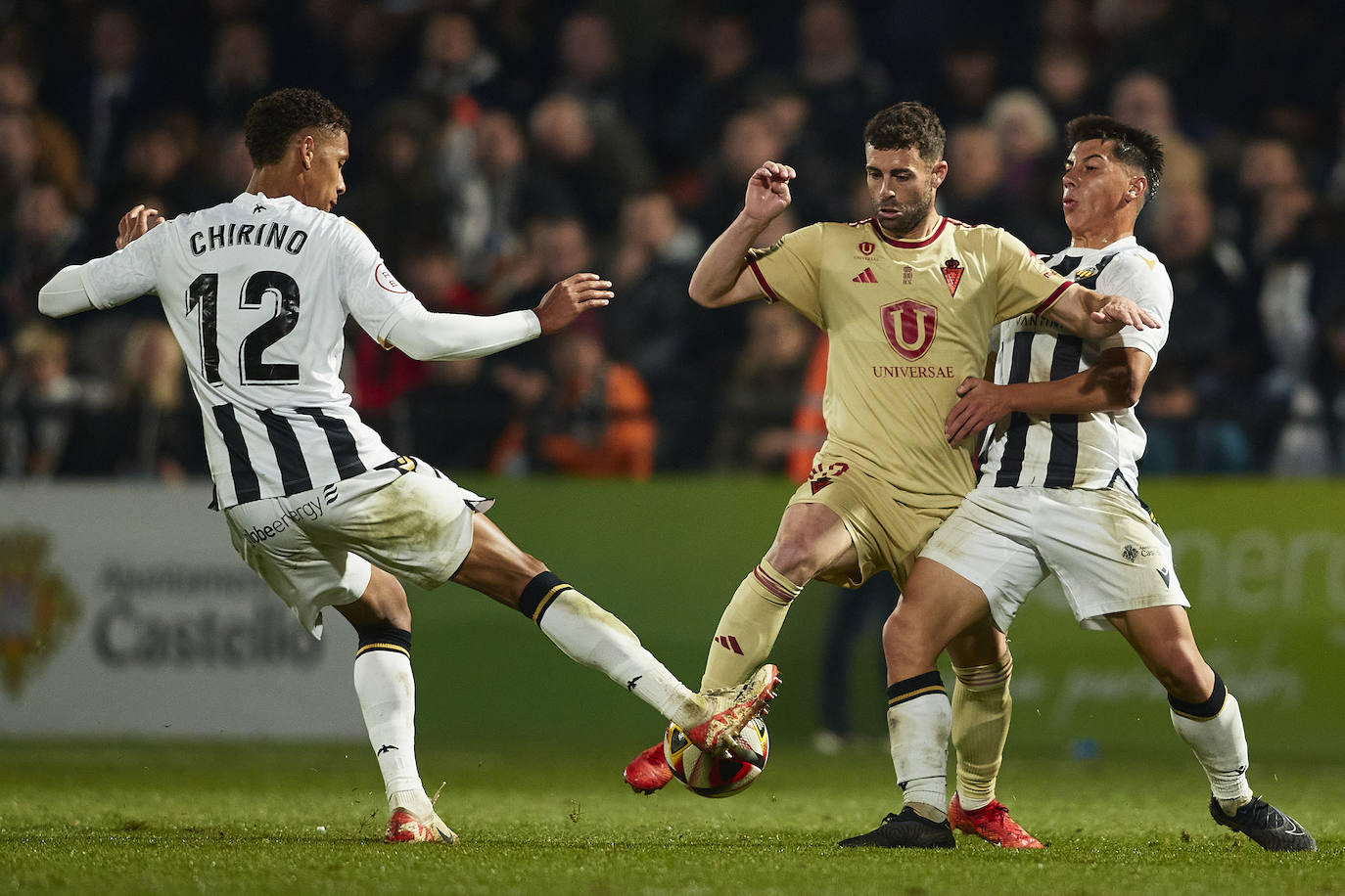 La derrota del Real Murcia frente al Castellón, en imágenes