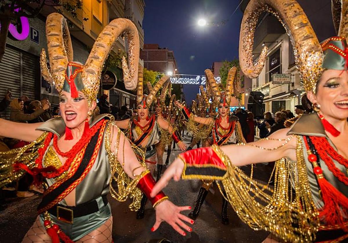 Desfile, el pasado febrero, de los carnavales de Torrevieja.