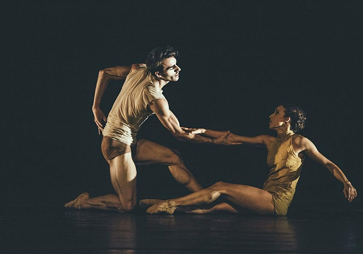 Ion Agirretxe y Cristina Casa, de la Compañía Nacional de Danza.
