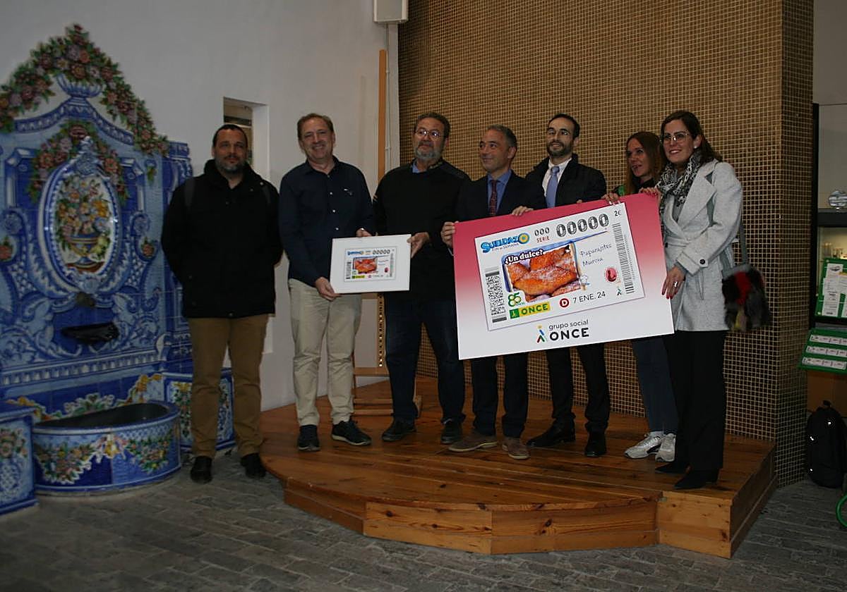 Así es el cupón de la ONCE dedicado a uno de los dulces más típicos de Murcia.