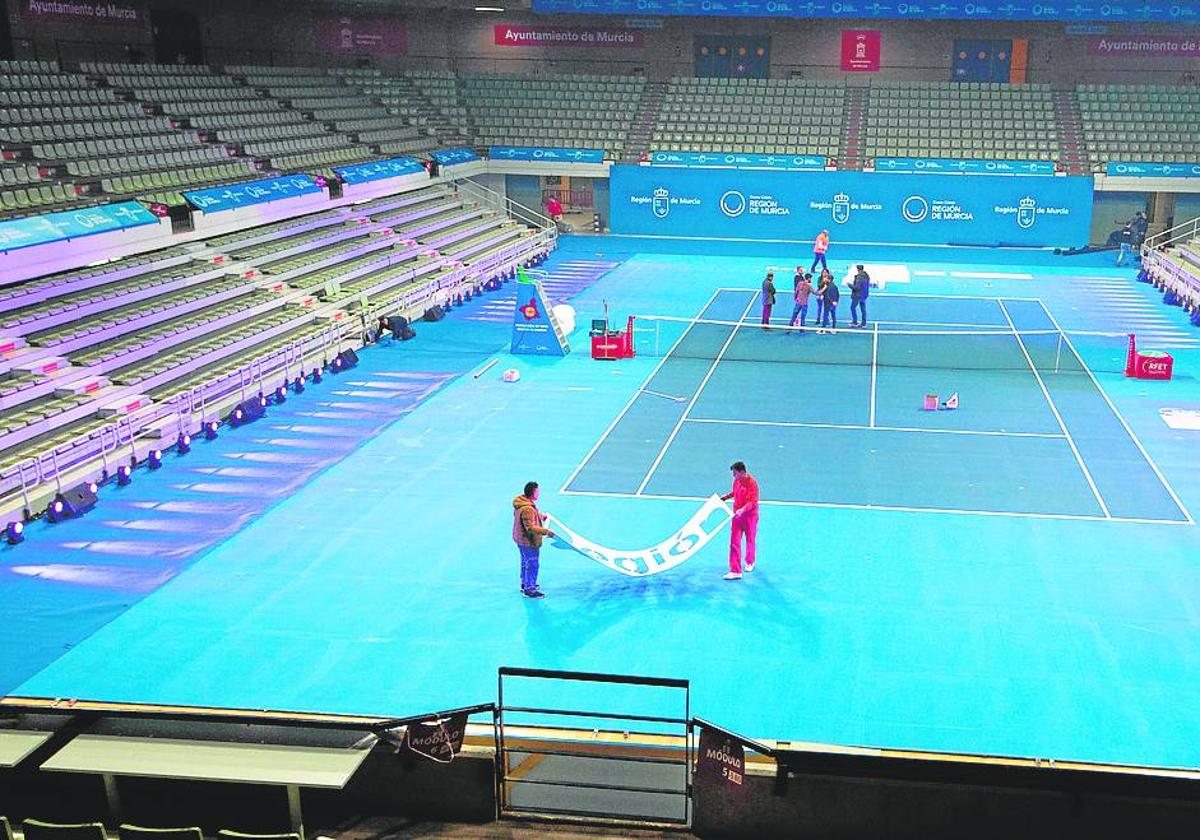 Preparativos en el Palacio de los Deportes de Murcia.