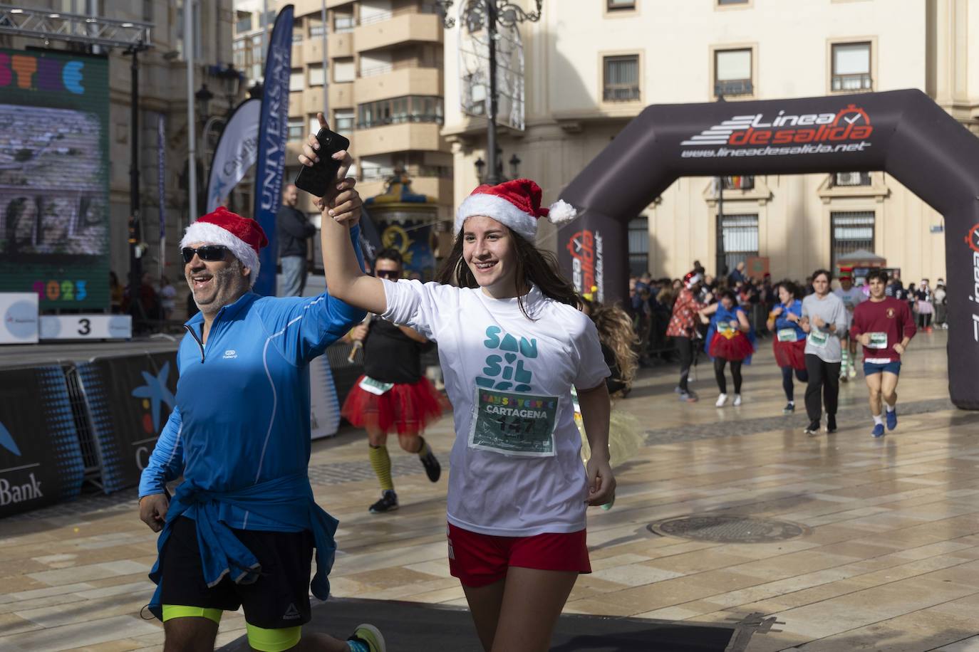 La llegada de la carrera San Silvestre 2023, en imágenes