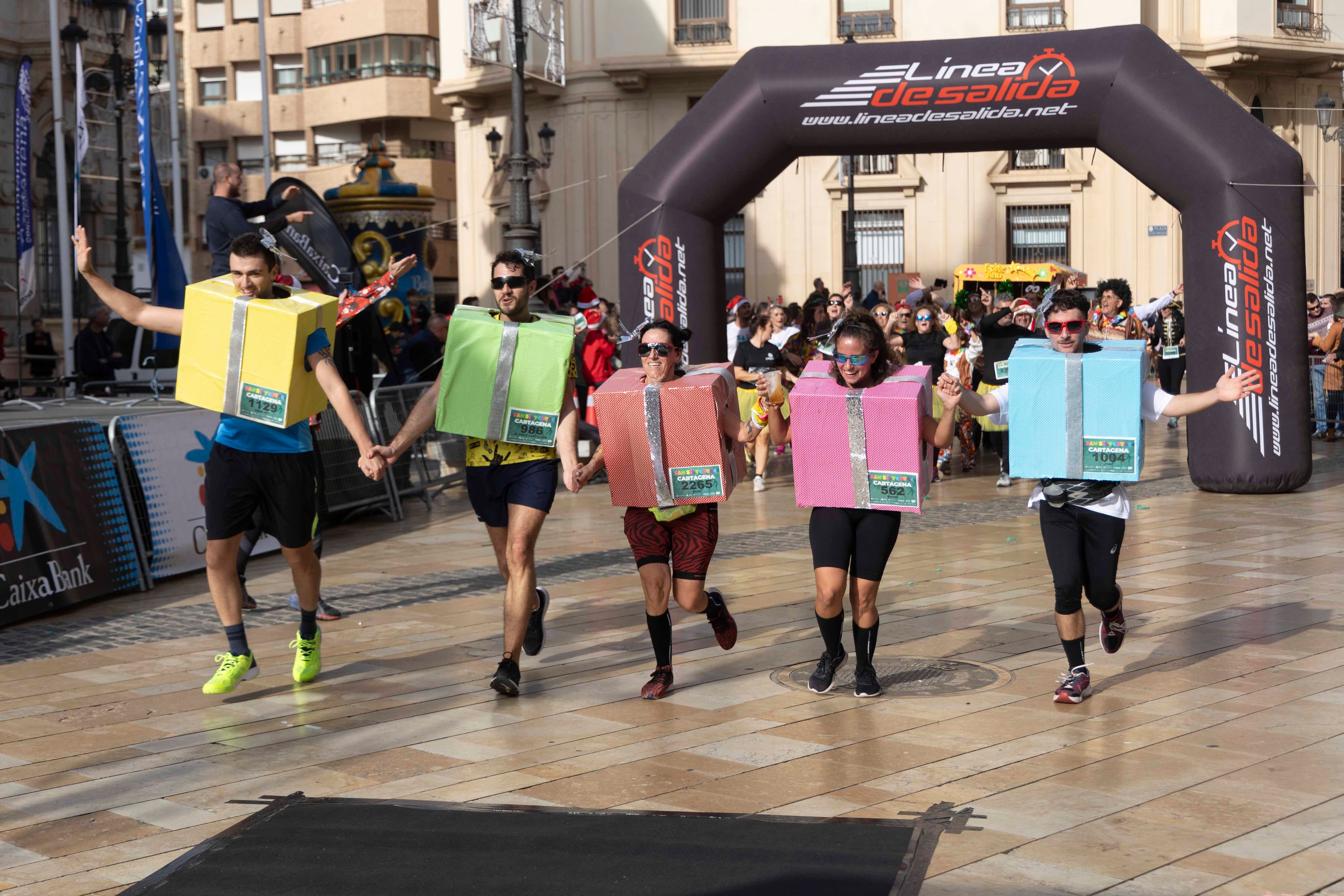 Los disfraces de la San Silvestre de Cartagena 2023, en imágenes