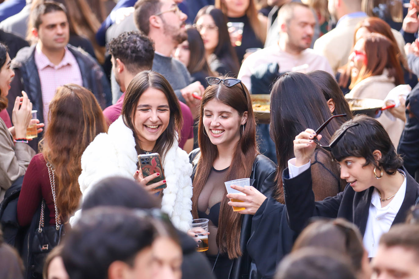 La &#039;tardevieja&#039; de 2023 en Murcia, en imágenes