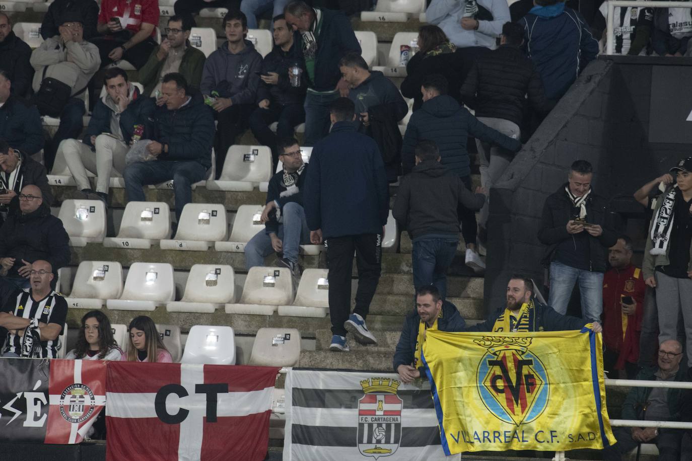 Fotos: La derrota del Cartagena frente al Villarreal, en imágenes