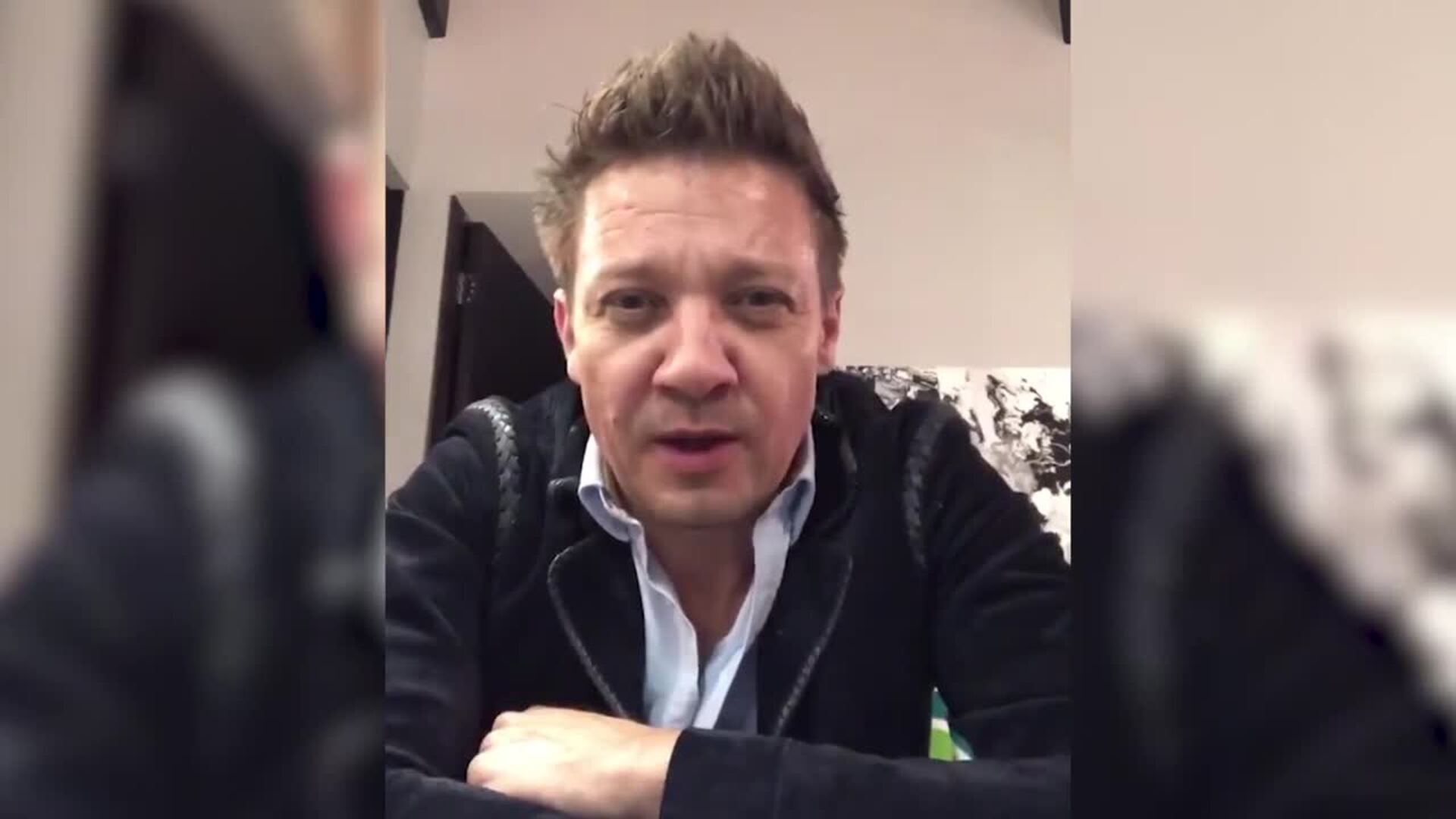 Jeremy Renner sigue en la UCI tras ser operado de un traumatismo torácico