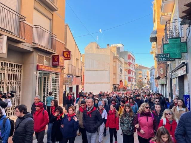 Fotos: La Patrona de Totana regresa a su santuario acompañada por unas 15.000 personas