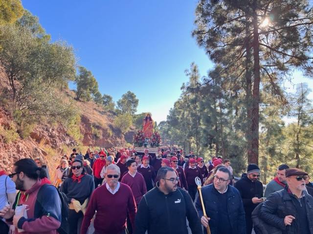 Fotos: La Patrona de Totana regresa a su santuario acompañada por unas 15.000 personas