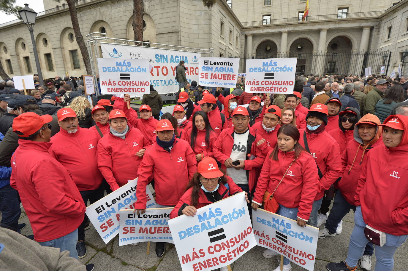 Fotos: La protesta contra el recorte del Trasvase Tajo-Segura, en imágenes