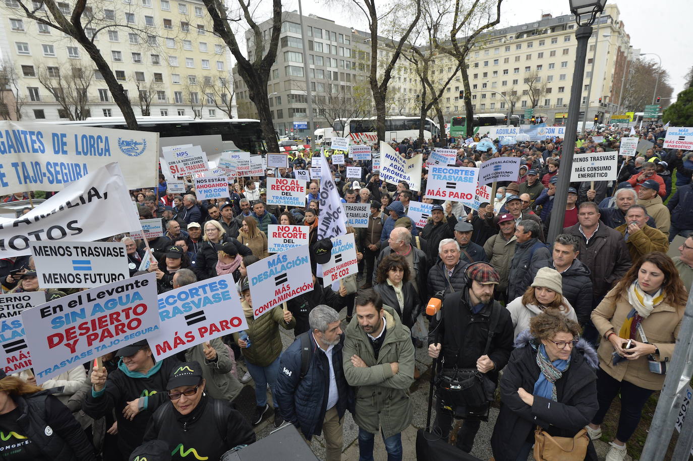Fotos: La protesta contra el recorte del Trasvase Tajo-Segura, en imágenes