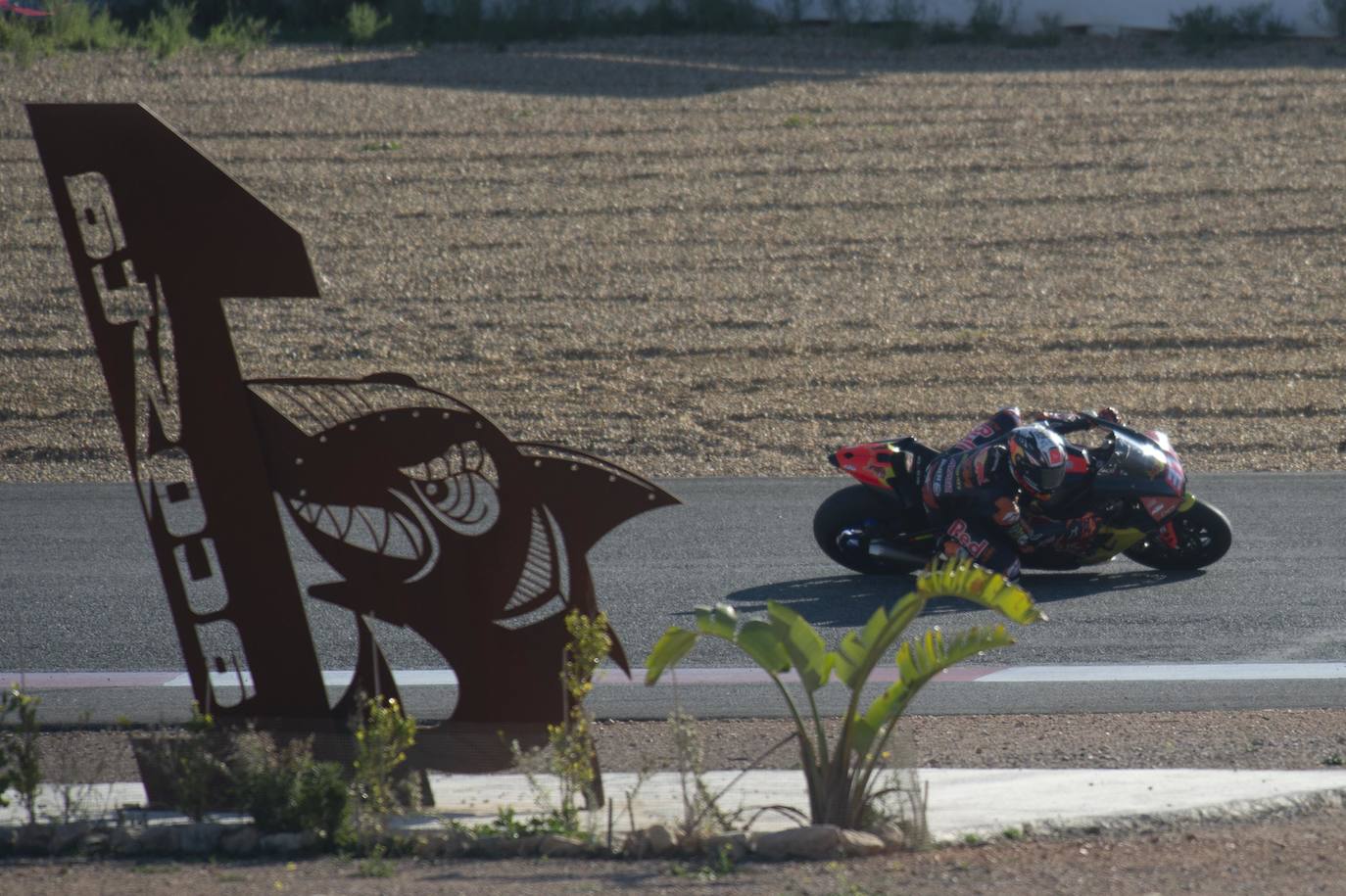 Fotos: Acosta se pone a punto en Cartagena