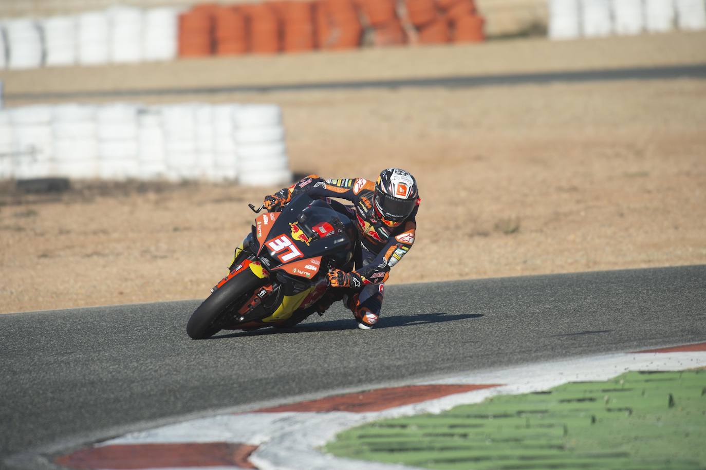 Fotos: Acosta se pone a punto en Cartagena