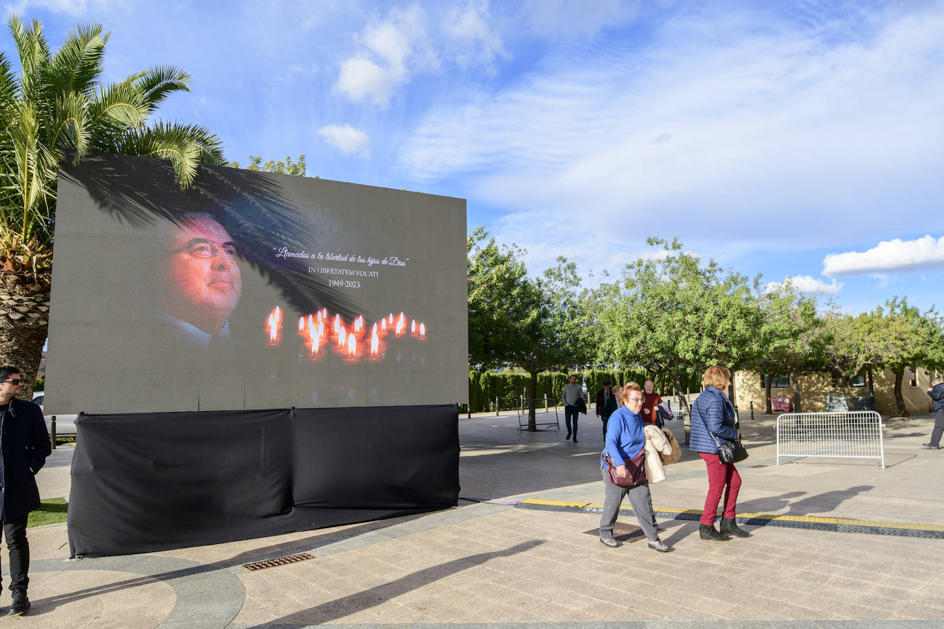 Fotos: Multitudinario adiós a José Luis Mendoza