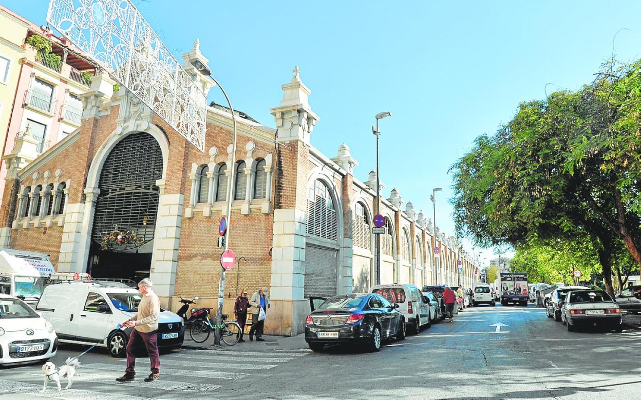 Entrada posterior del mercado de Verónicas, cuyas obras empiezan antes del verano. 