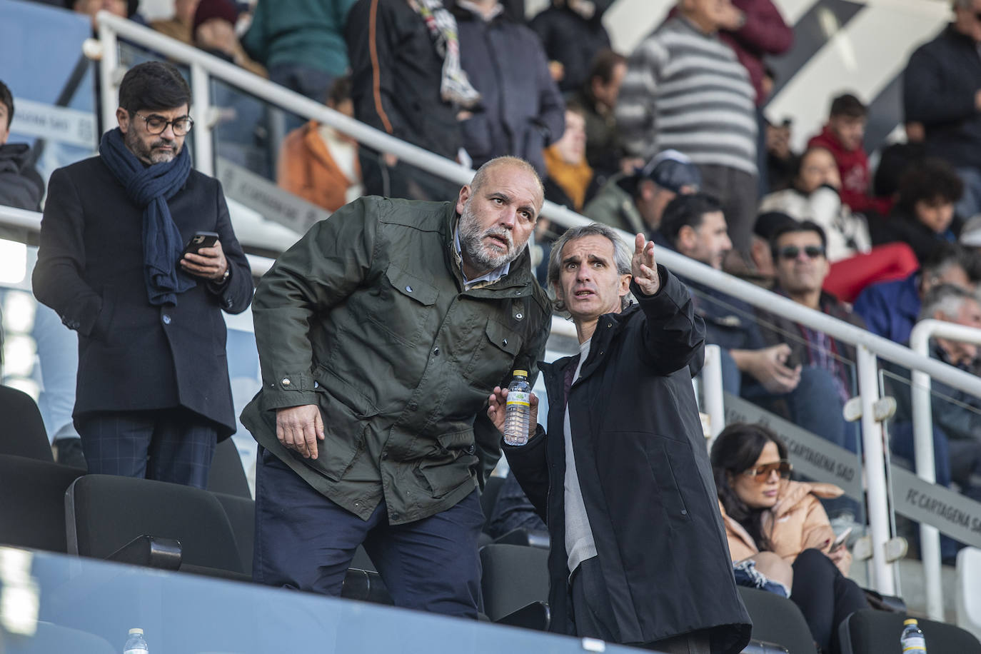 Fotos: Búscate en las gradas del Cartagonova en el partido ante el Tenerife