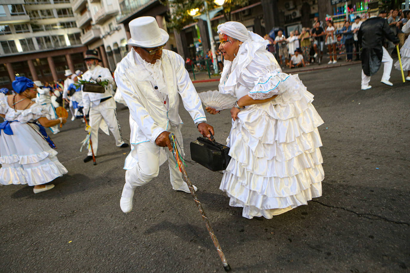 Fotos: Arranca el carnaval más largo del mundo