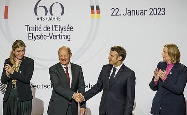 Scholz promete que París y Berlín darán «todo el apoyo a Ucrania el tiempo que sea necesario»
