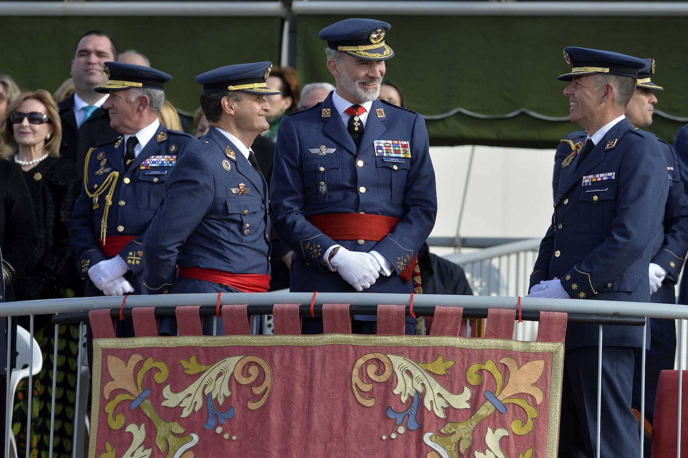 Fotos: 75º aniversario de la Escuela Militar de Paracaidismo Méndez Parada, en imágenes