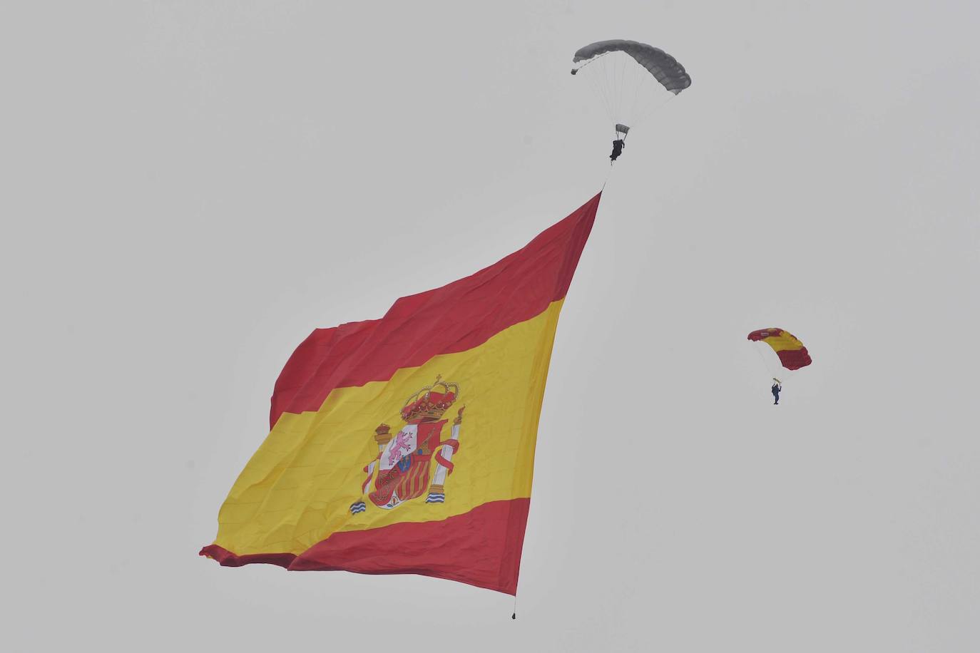 Fotos: 75º aniversario de la Escuela Militar de Paracaidismo Méndez Parada, en imágenes