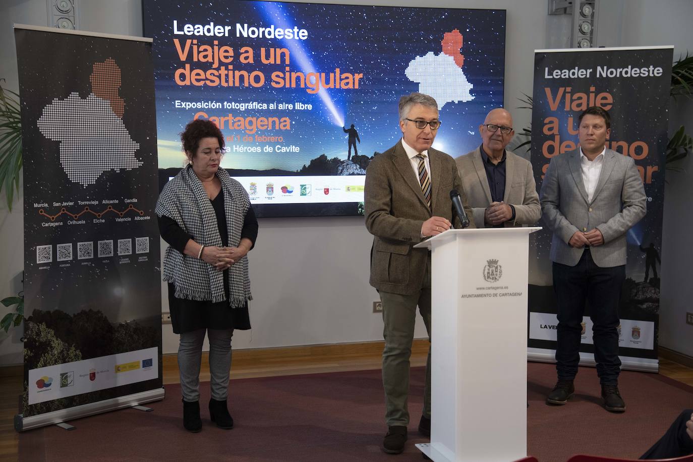 Fotos: La exposición itinerante &#039;Viaje a un destino singular&#039; recala en Cartagena