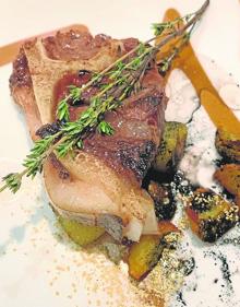 Imagen secundaria 2 - Algunos de los cortes más apreciados para cocina en crudo por tamaño y versatilidad. Conocida así por su sabor, su nivel de grasa y su jugosidad, la parpatana es perfecta para las brasas (abajo der.).