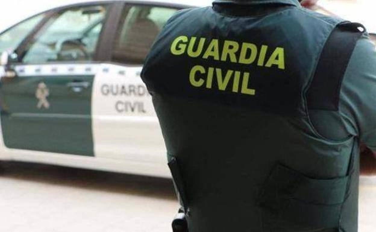 Un agente de la Guardia Civil, en una imagen de archivo.