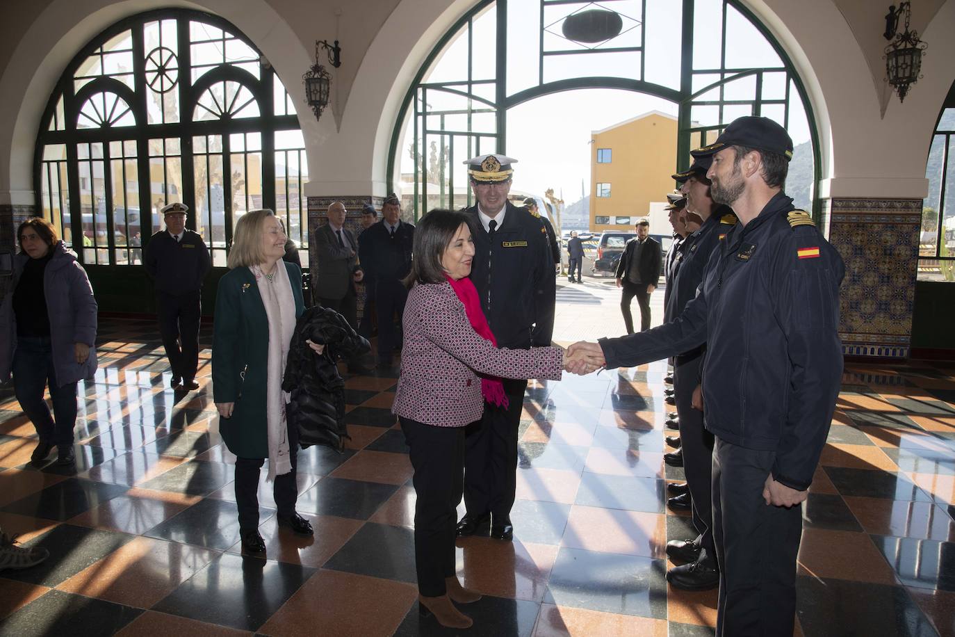 Fotos: La visita de la ministra Margarita Robles a Cartagena, en imágenes