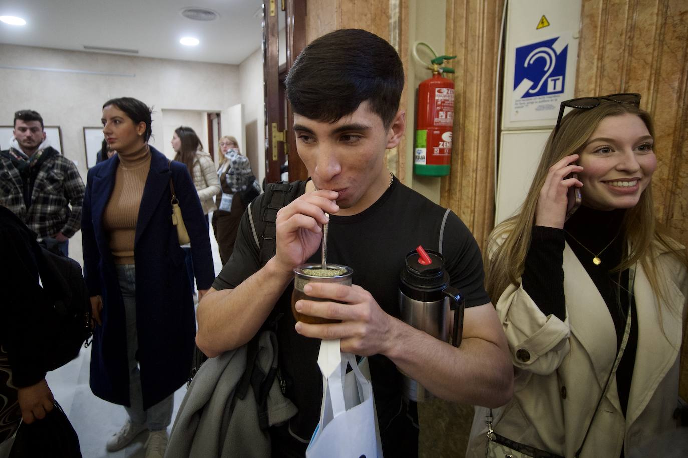 Fotos: Los &#039;erasmus&#039; visitan el Consistorio, en imágenes