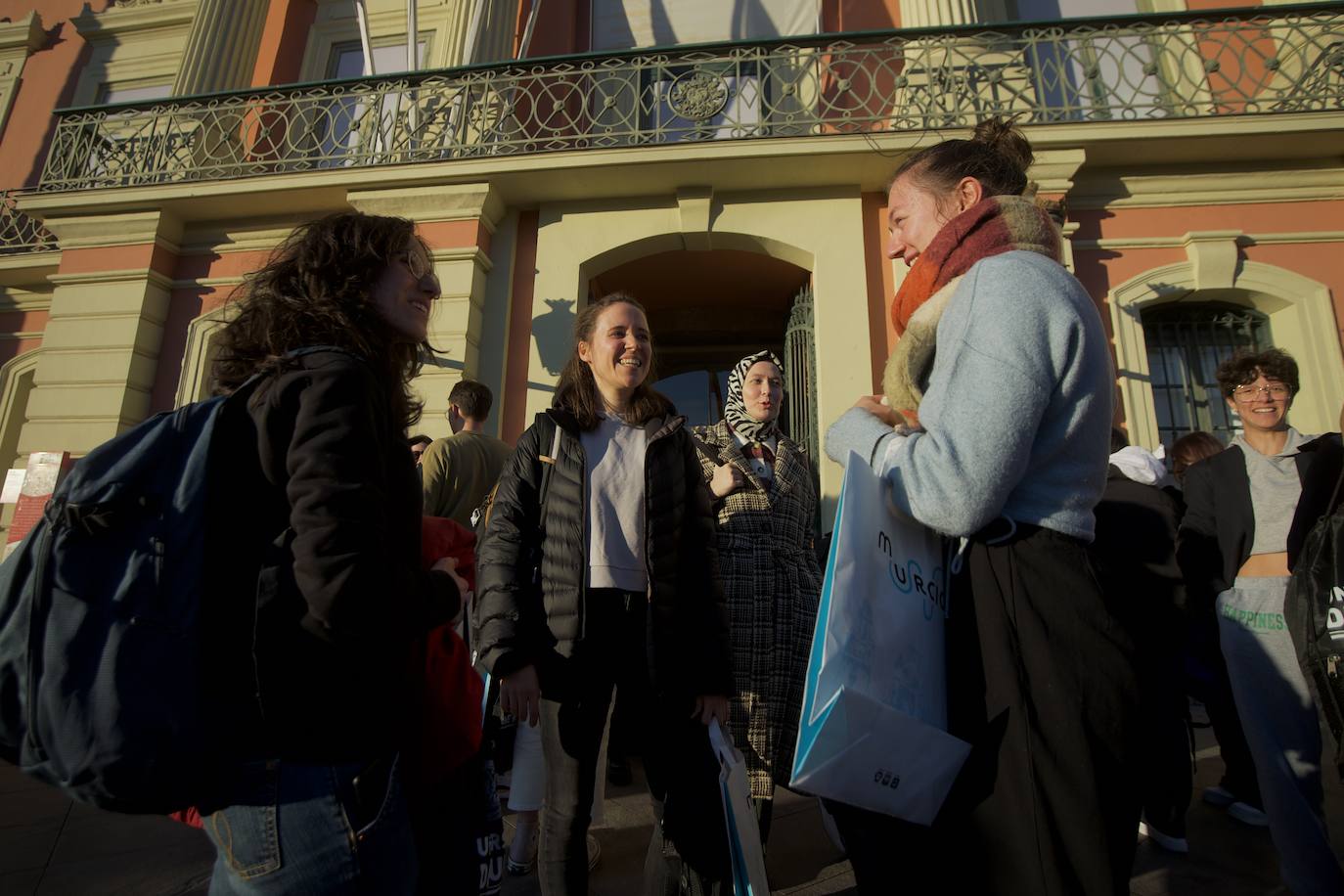 Fotos: Los &#039;erasmus&#039; visitan el Consistorio, en imágenes