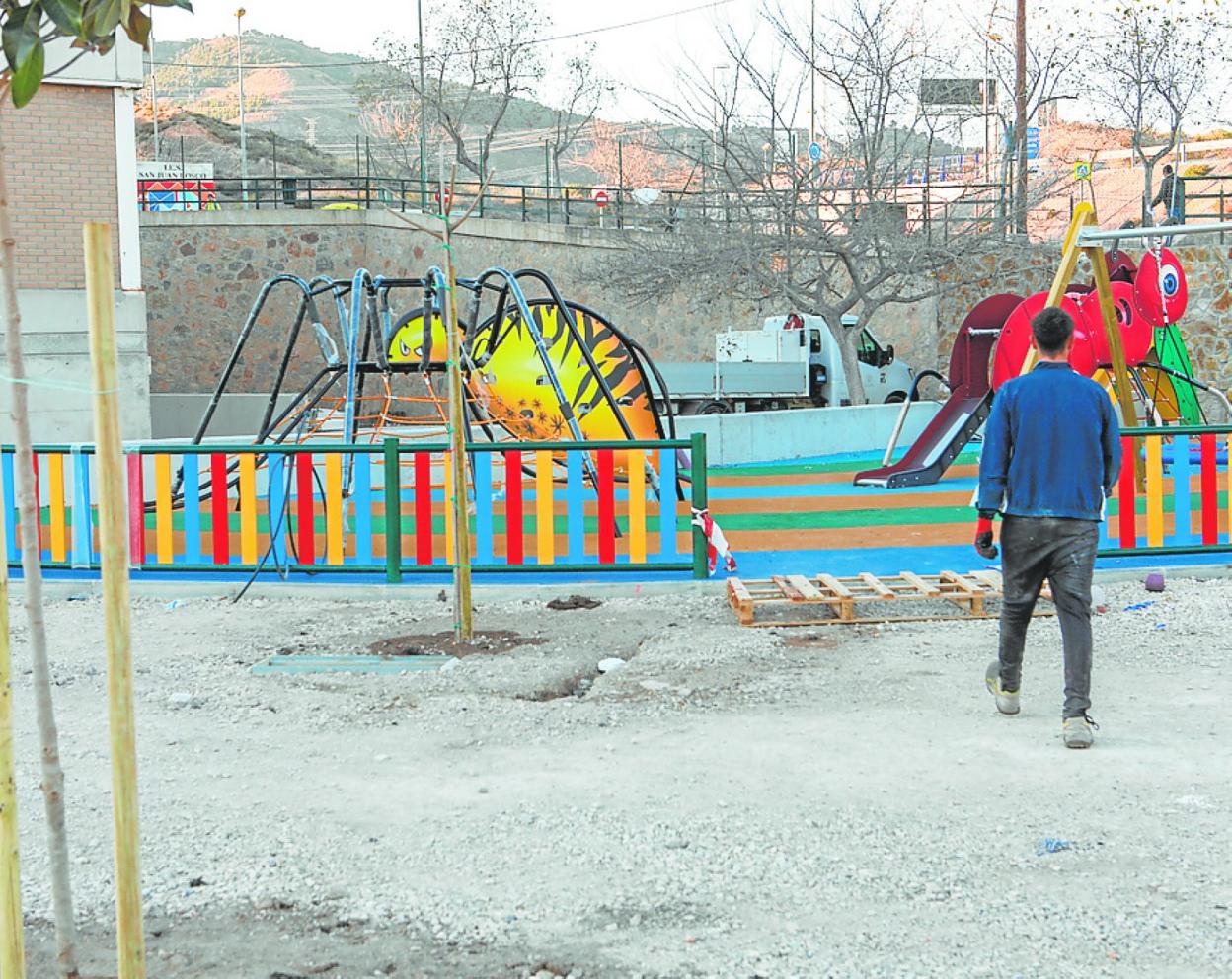 Recta final de la ampliación del parque de San Antonio en Lorca