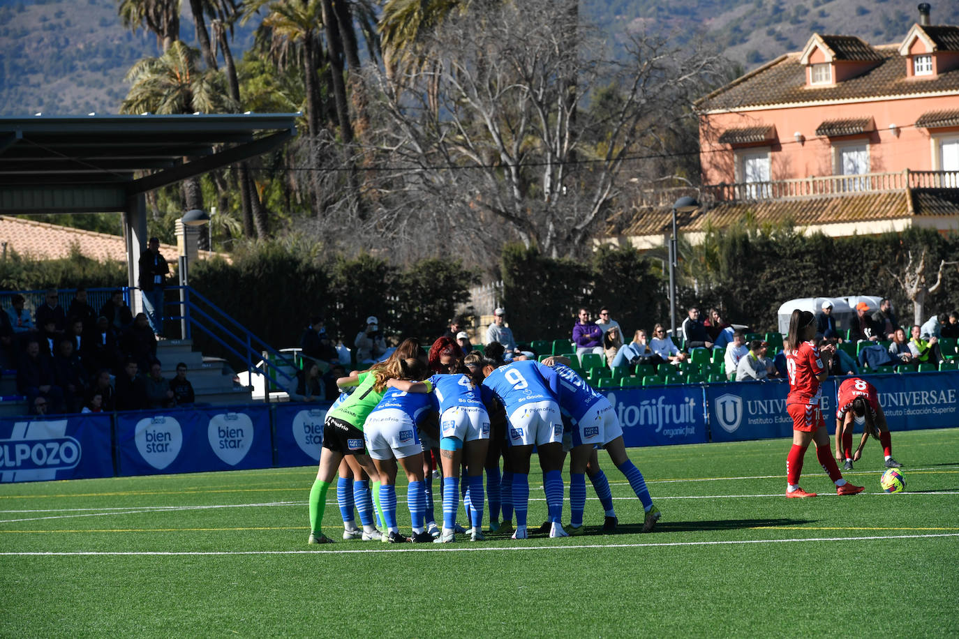 Fotos: El partido entre el Alhama y el Levante Las Planas, en imágenes