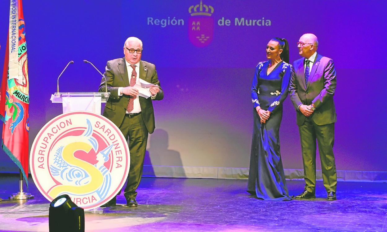 Pepe Moreno, Carmen María Conesa y Jose Antonio Sánchez, anoche en el Romea. 