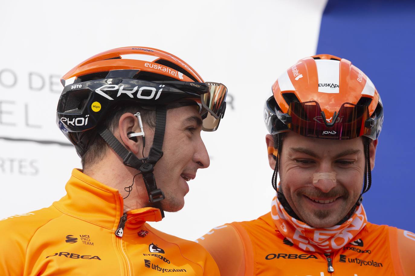 Fotos: Gotas de sudor, lluvia y barro en la Vuelta Ciclista a la Región de Murcia 2023