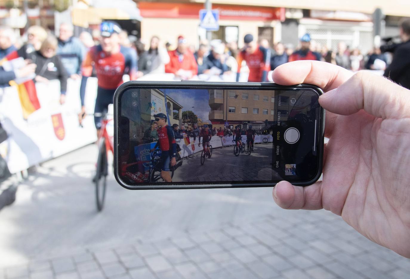 Fotos: Gotas de sudor, lluvia y barro en la Vuelta Ciclista a la Región de Murcia 2023