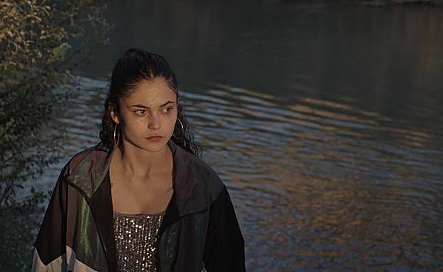 Luna Pamies protagoniza 'El agua', una historia ambientada en la Vega Baja del Segura con escenas rodadas en el paraje de El Jarral, en Abarán.