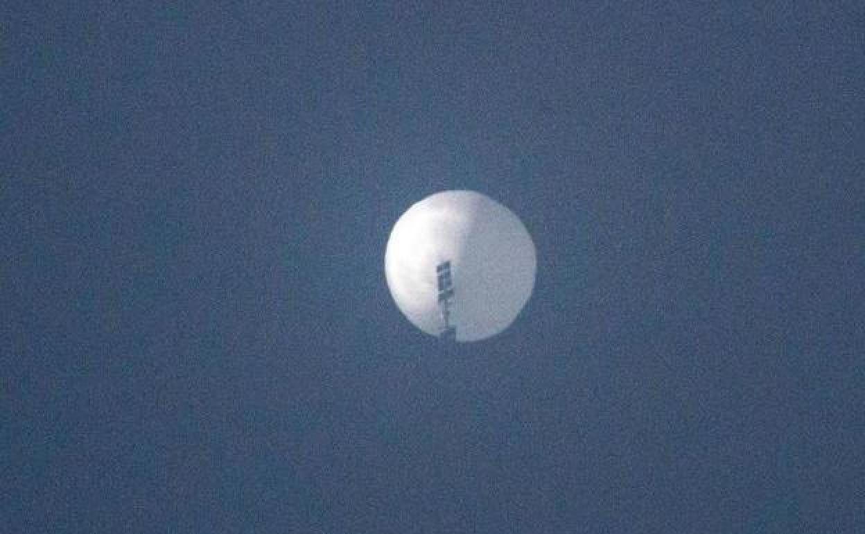 El primer objeto volador que detectó EE UU, y que identificó como un globo-espía chino, apareció a principios de mes
