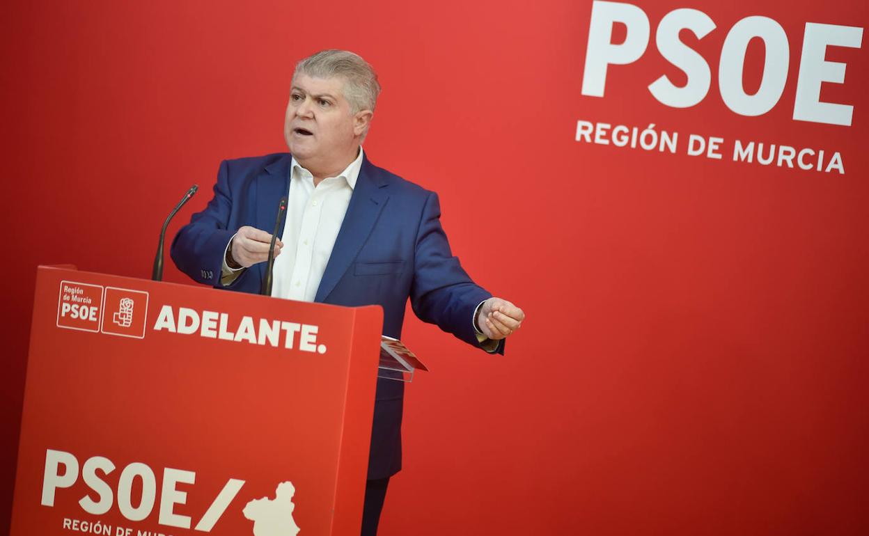 José Vélez, en una comparecencia en la sede del PSRM.
