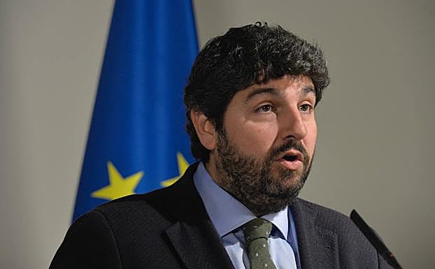 Fernando López Miras, durante una rueda de prensa. 