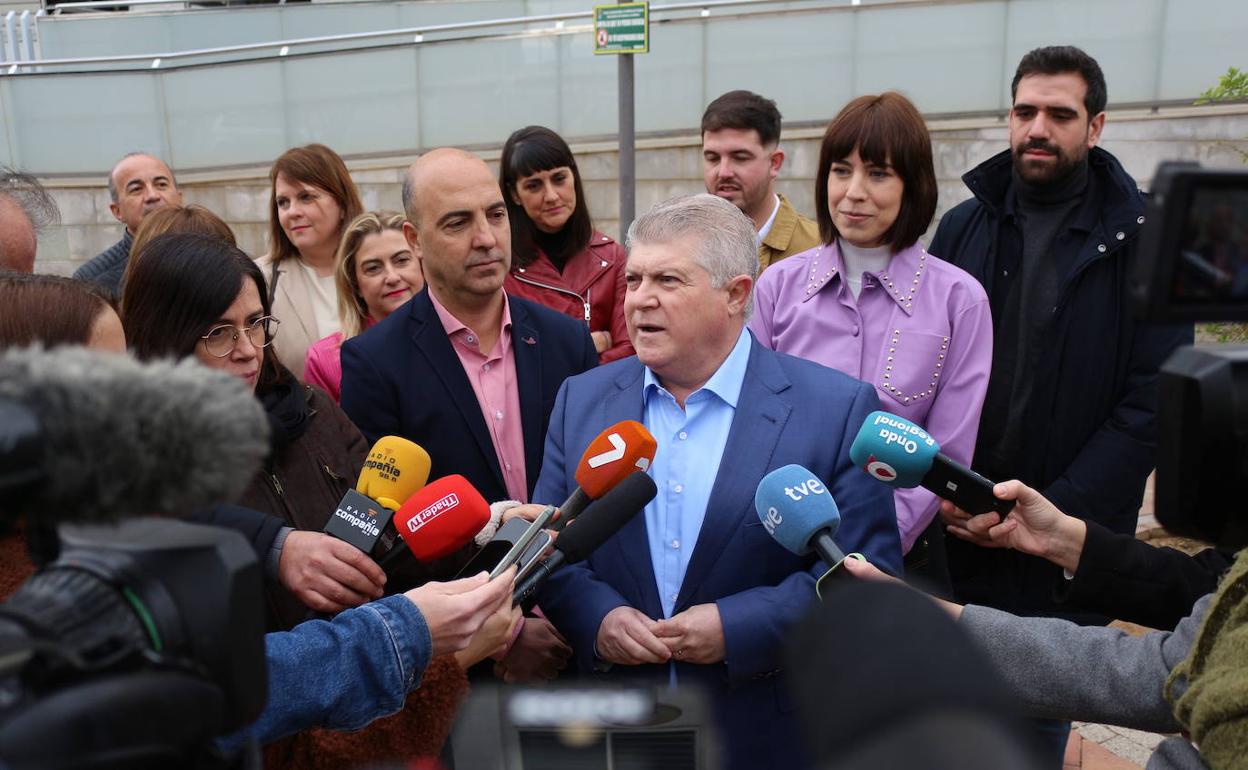 El secretario general del Partido Socialista de la Región de Murcia, José Vélez. 