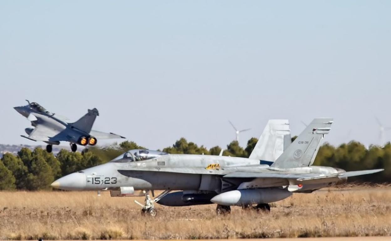 Aviones utilizados para las prácticas tácticas militares del Programa de Liderazgo Táctico del Ejército del Aire. 
