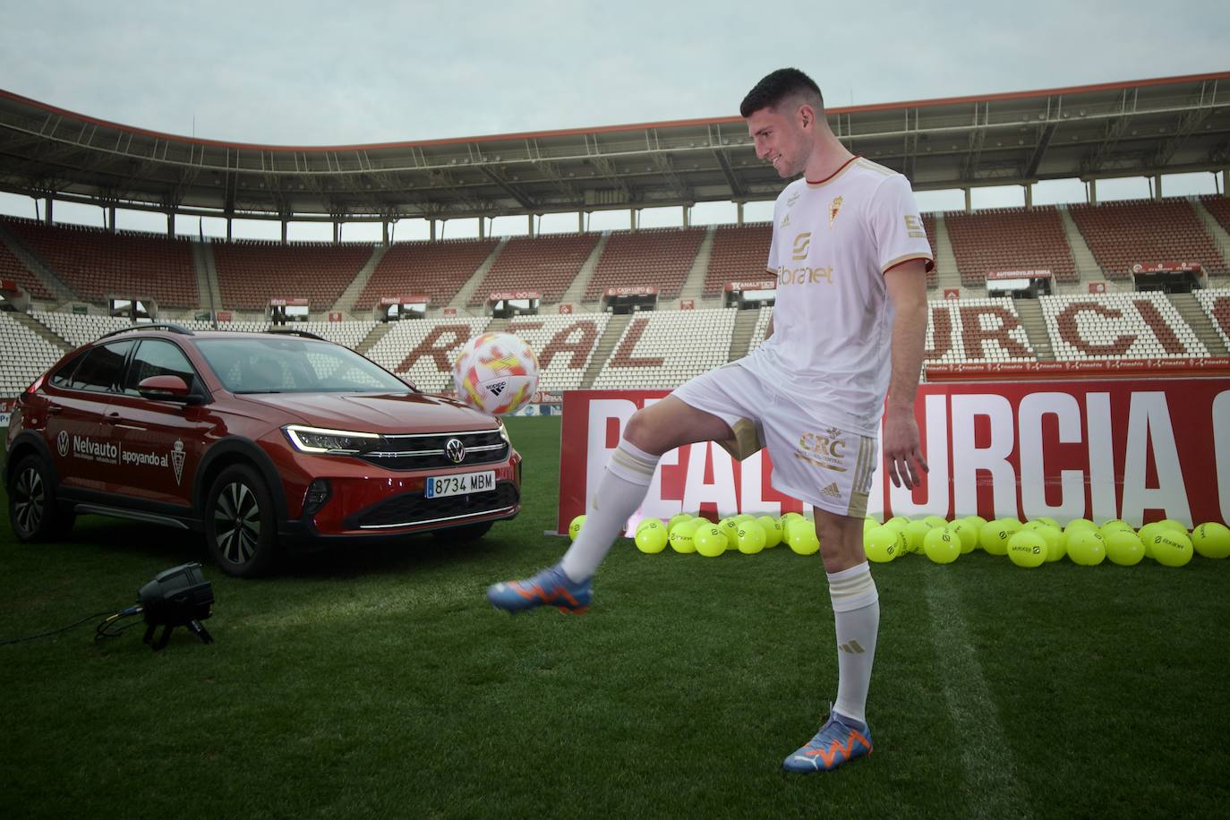 Fotos: Dani Romera, Alfon y Toril, nuevos jugadores del Real Murcia