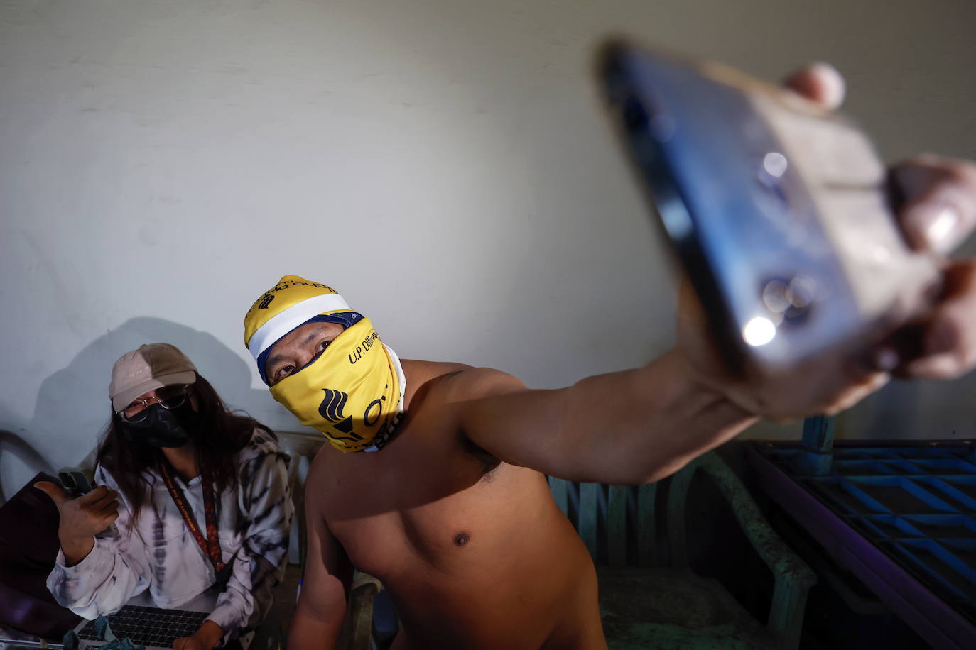 Fotos: Desnudo simbólico en Filipinas