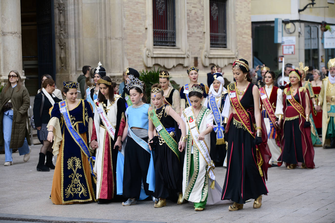 Fotos: La elección de las abanderadas culmina el Medio Año Festero de Moros y Cristianos de Murcia