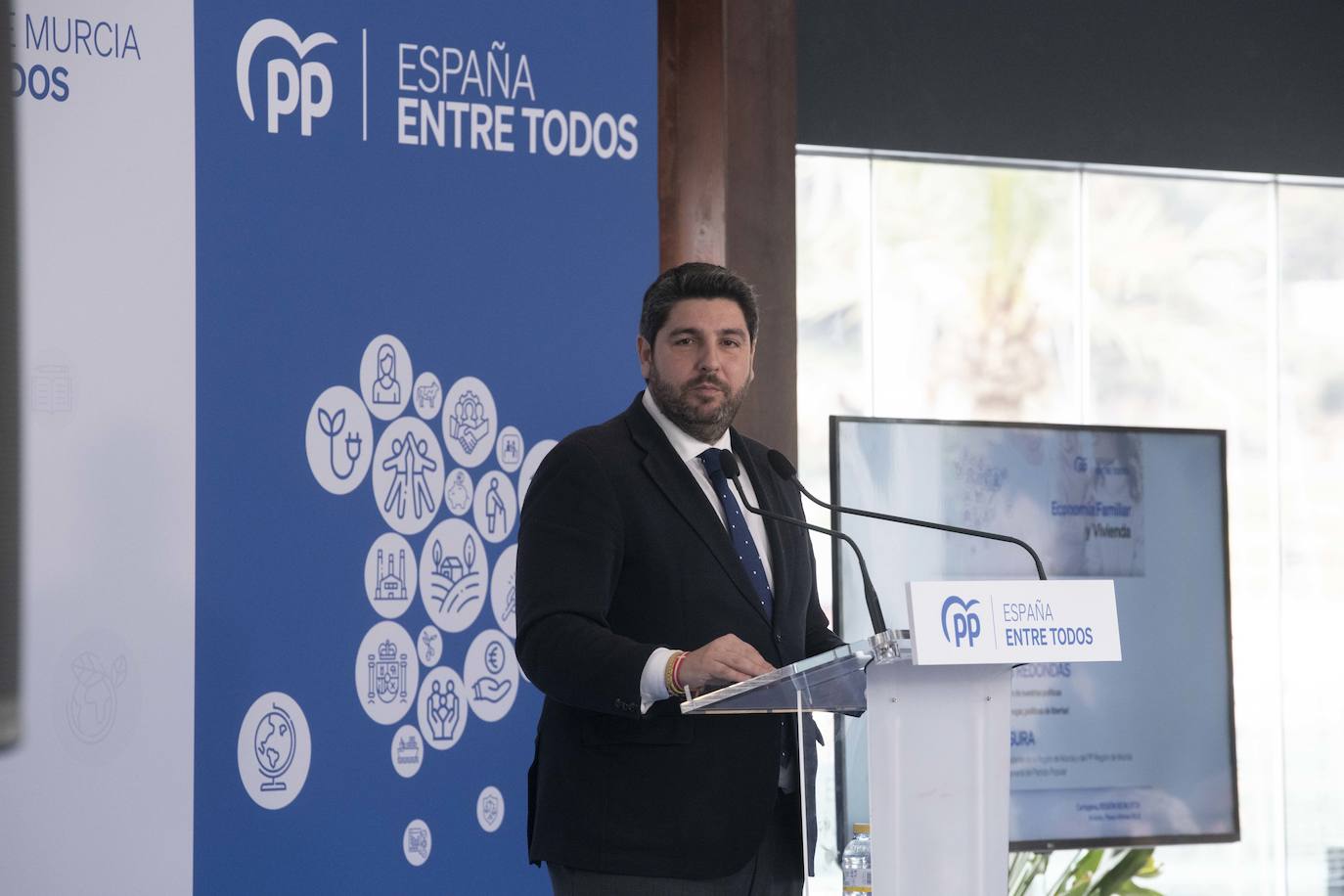 Fotos: El acto del PP &#039;Economía Familiar y Vivienda&#039; celebrado en Cartagena, en imágenes