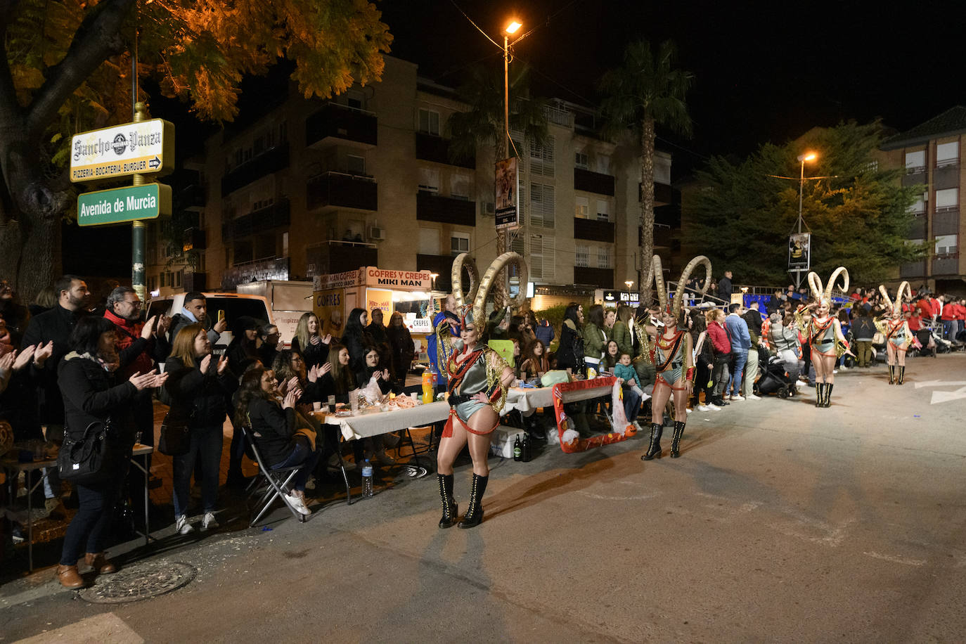 Fotos: El desfile de las comparsas foráneas en el Carnaval de Cabezo de Torres, en imágenes