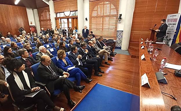 López Miras durante su intervención en la apertura del foro de LA VERDAD 'En futuro. Retos, tendencias y estrategia regional', este martes.