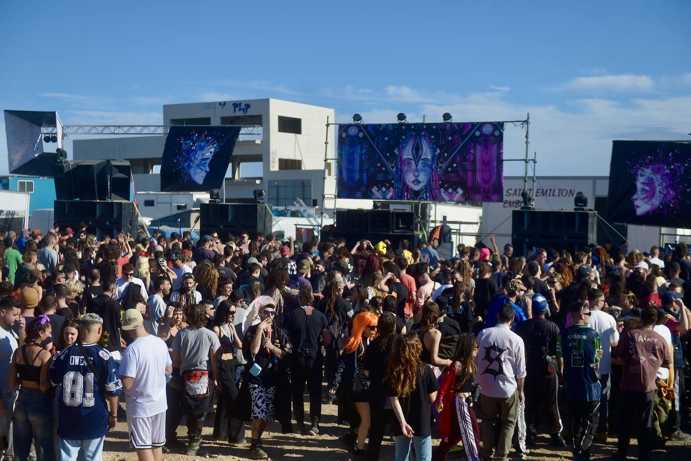 La &#039;rave&#039; de Fuente Álamo, en imágenes